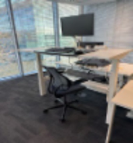 Senator Electric Height Adjustable Desk – W1600 x D800 - Image 1
