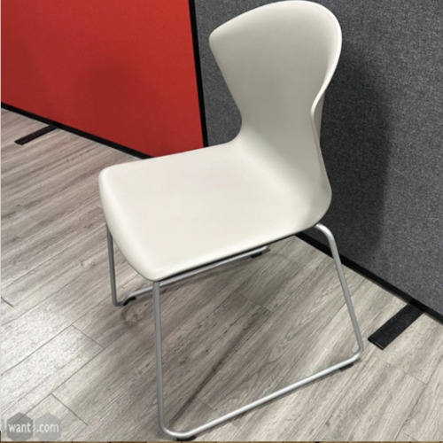 Conference Chairs - Image 1
