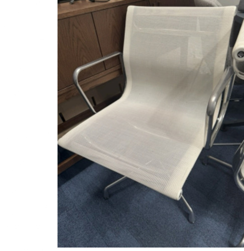 VITRA EAMES CHAIR - Image 1