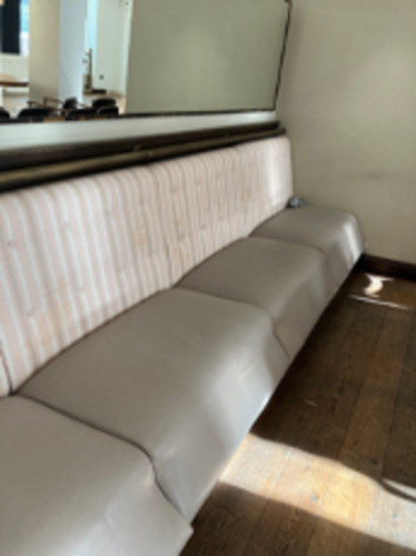 Banquette - Image 1