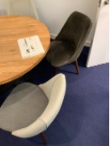 Task / conference chair - Image 1