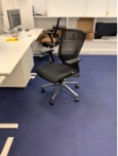 Task / conference chair - Image 1