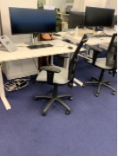 Task / conference chair - Image 1