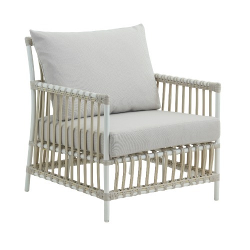 Sika Design Caroline Lounge Chair Exterior w/Seat and Back Cushion
