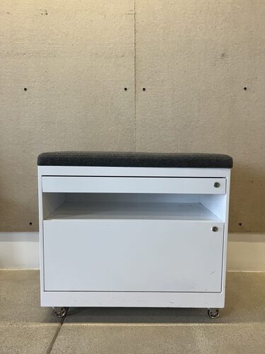 PC Metal Mobile Pedestal - Thumbnail 5