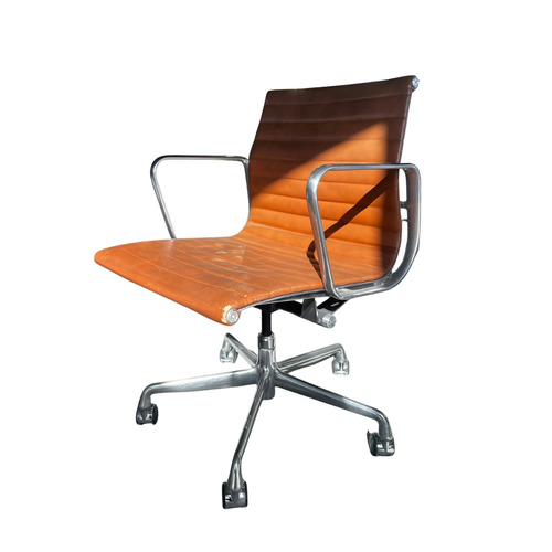 Eames Aluminum Group Midback Chair - Image 1