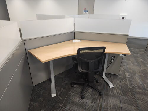 Herman Miller Aeron  - Image 1