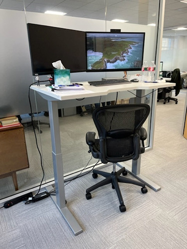 'BiVi' Sit-Stand Desk - Image 1