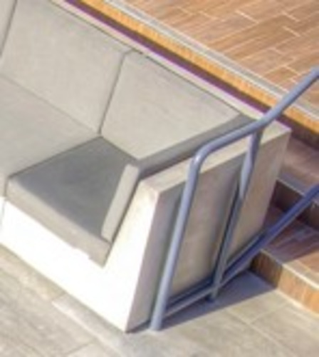 Box Concrete Chair (Left-Side) - Thumbnail 2