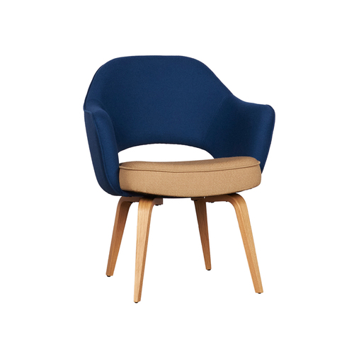 'Saarinen' Executive Arm Chair - Image 1
