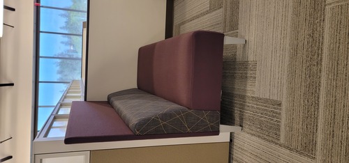 High-Back Bench - Thumbnail 3
