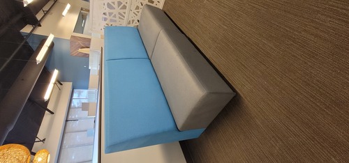 High-Back Bench - Thumbnail 2