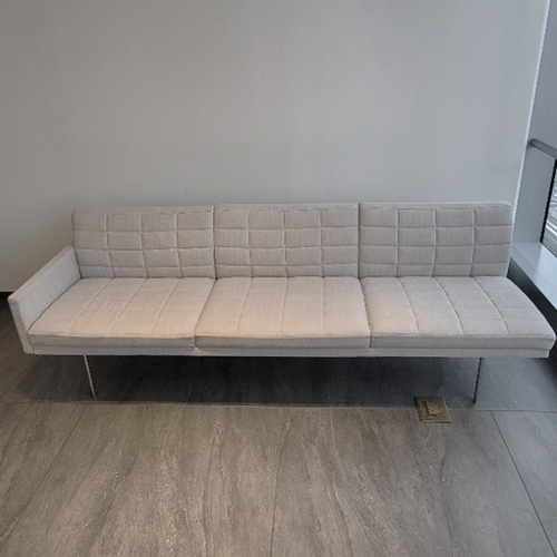 'Tuxedo' Seating 3-Seater LH - Thumbnail 4