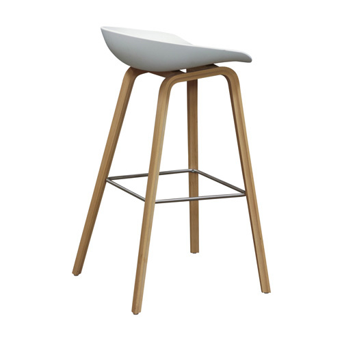 Plastic and Natural Wood Stool - Thumbnail 2