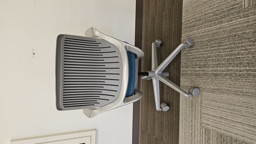 'Cobi' Chair - Thumbnail 2