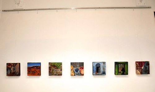 6' Rotating Art Wall - Image 1