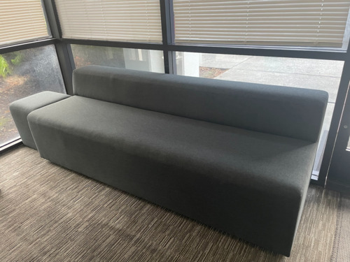 Knoll K Lounge - 3 Seater - Thumbnail 2