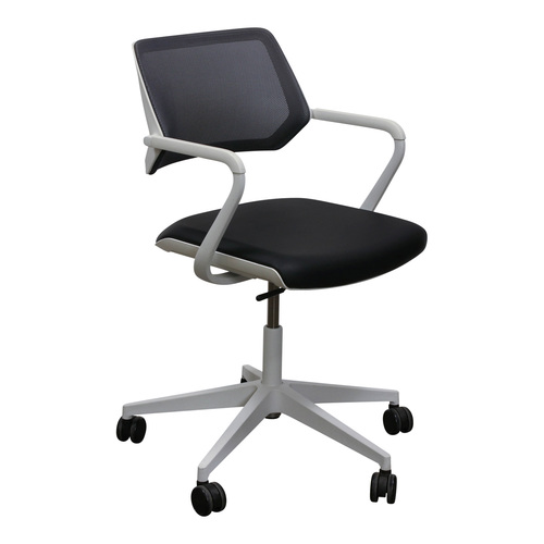 'QiVi' Mesh Conference Chair - Image 1
