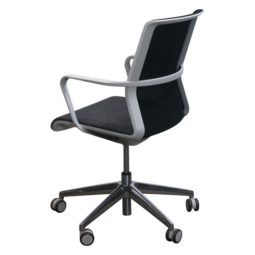 'Senator' Circo Black Mesh Back Conference Chair - Thumbnail 3