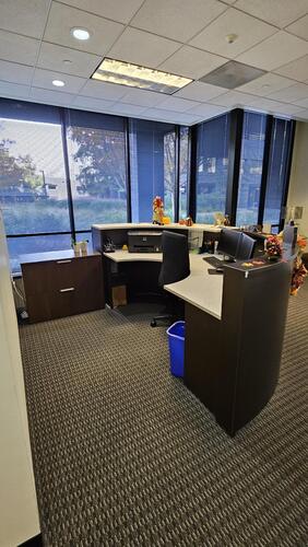 Half-Round Reception Desk - Thumbnail 5