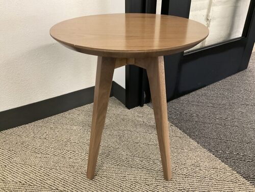 Risom Side Round Table - Thumbnail 2