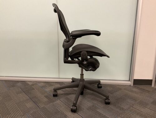 Aeron Chair, Size B - Thumbnail 3