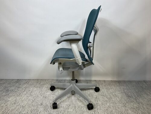 Mirra 2 Task Chair - Thumbnail 3