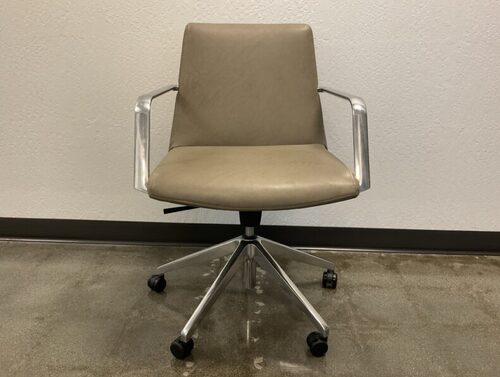 Genesee Conference Chair - Thumbnail 3