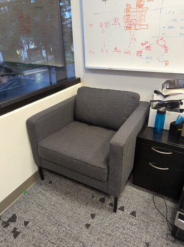 Paramount Lounge Chair - Thumbnail 2