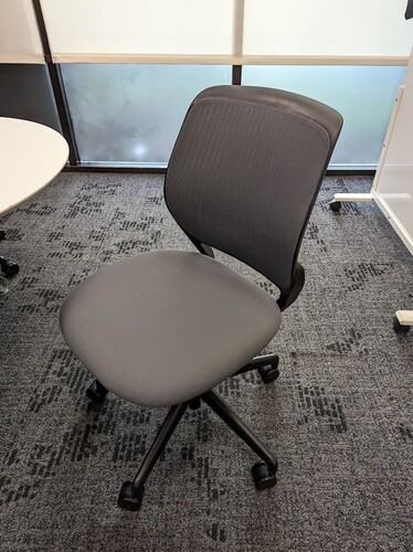 Armless Cobi Chair - Thumbnail 2