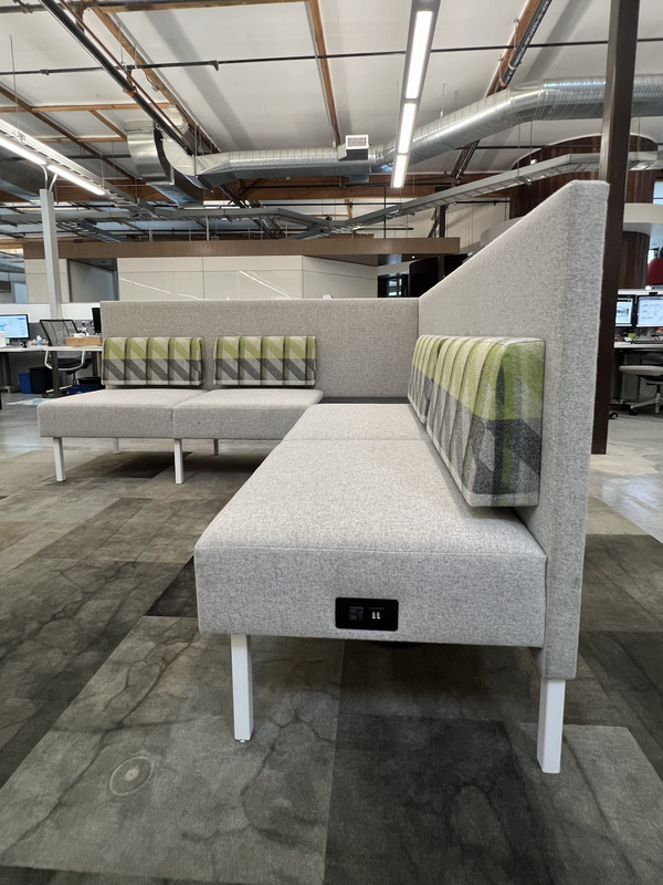 Assembli' 2-Piece Sectional Sofa - Thumbnail 3