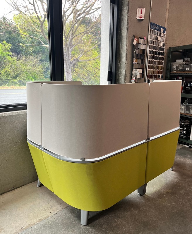 Brody Privacy Lounge with Extension - Thumbnail 2