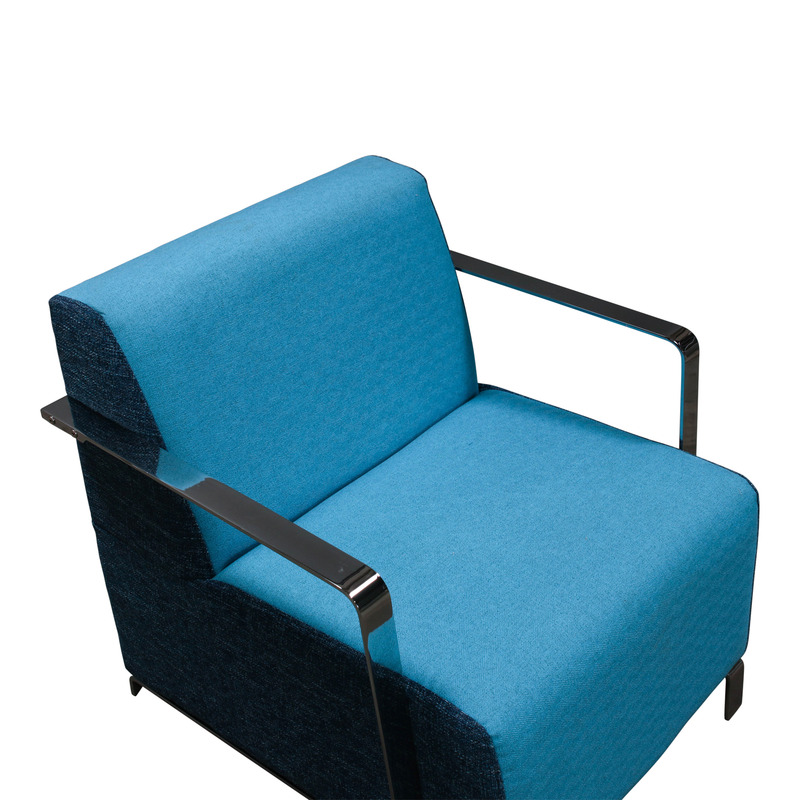 Lounge Chair - Thumbnail 3