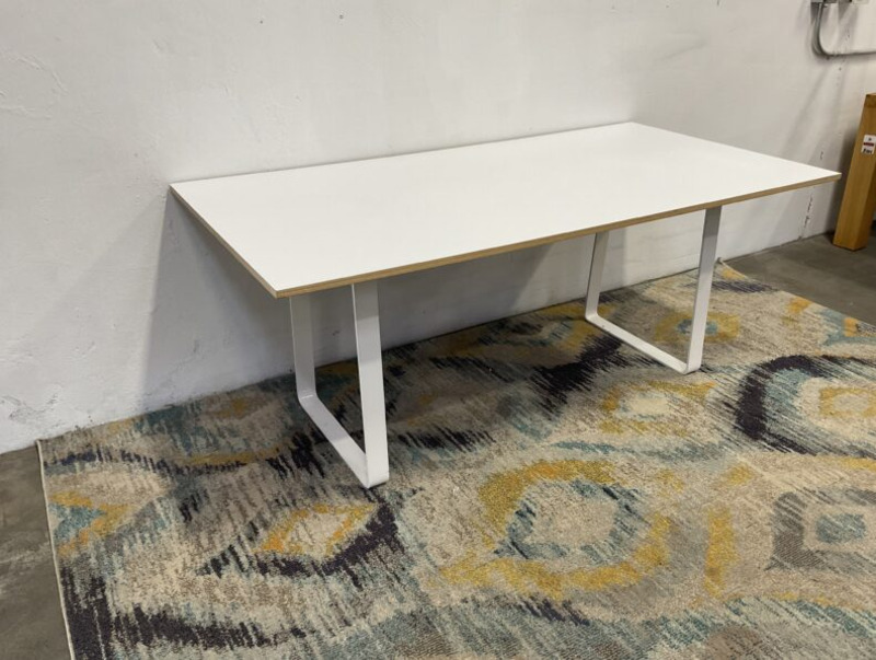 Rectangle Table - Thumbnail 3