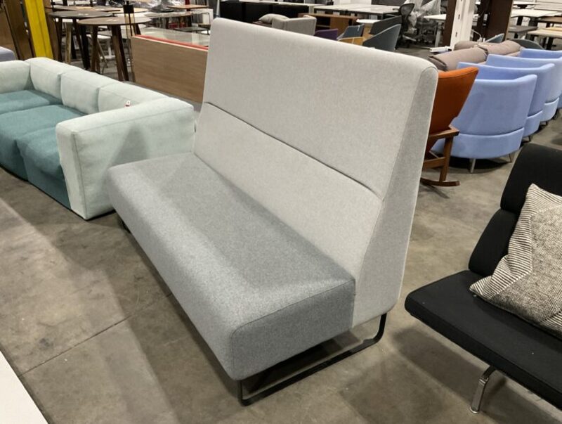 Riverbend High-Back Lounge - Thumbnail 3