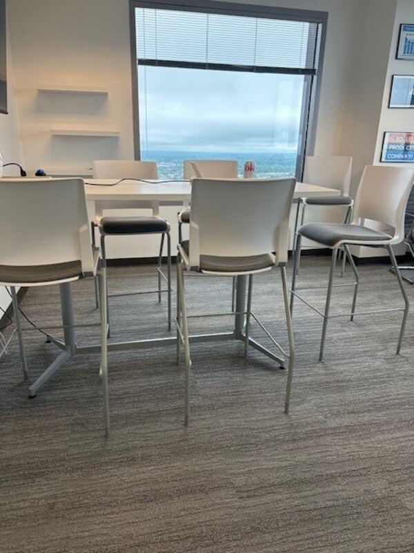 High Top Meeting Table - Thumbnail 2