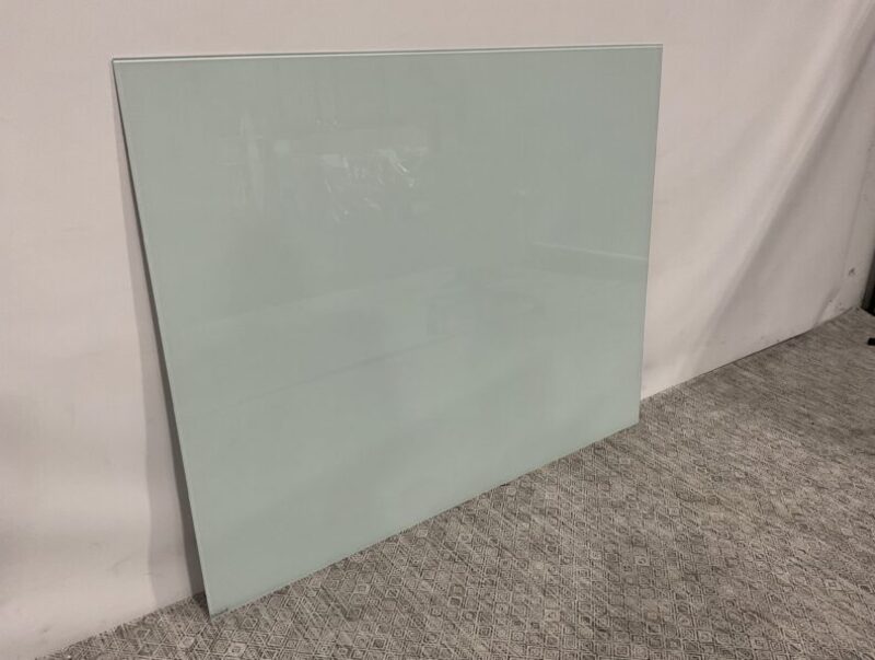White Glass Board - Thumbnail 3