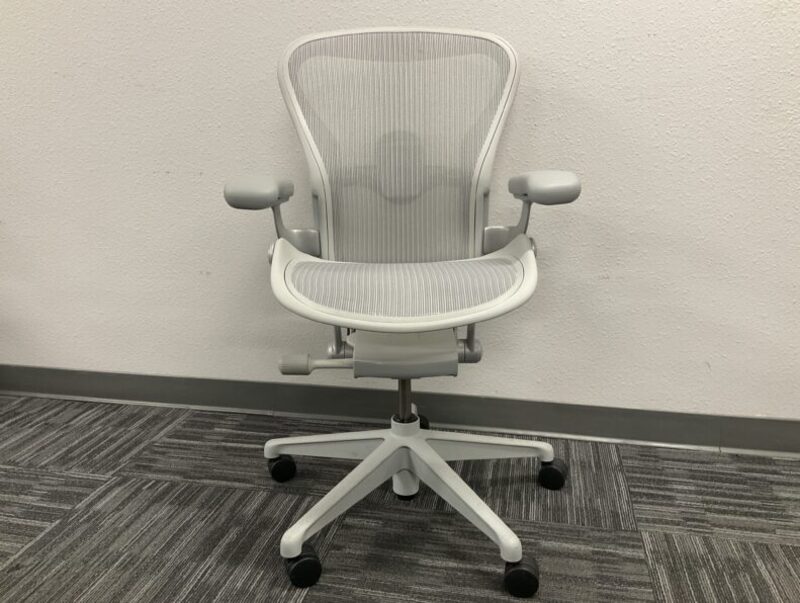 Remastered Aeron Conference Chair Size B - Thumbnail 6