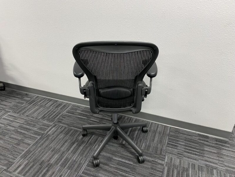 Aeron Chair Size B - Thumbnail 4