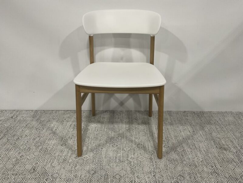 Herit Side Chair - Thumbnail 2