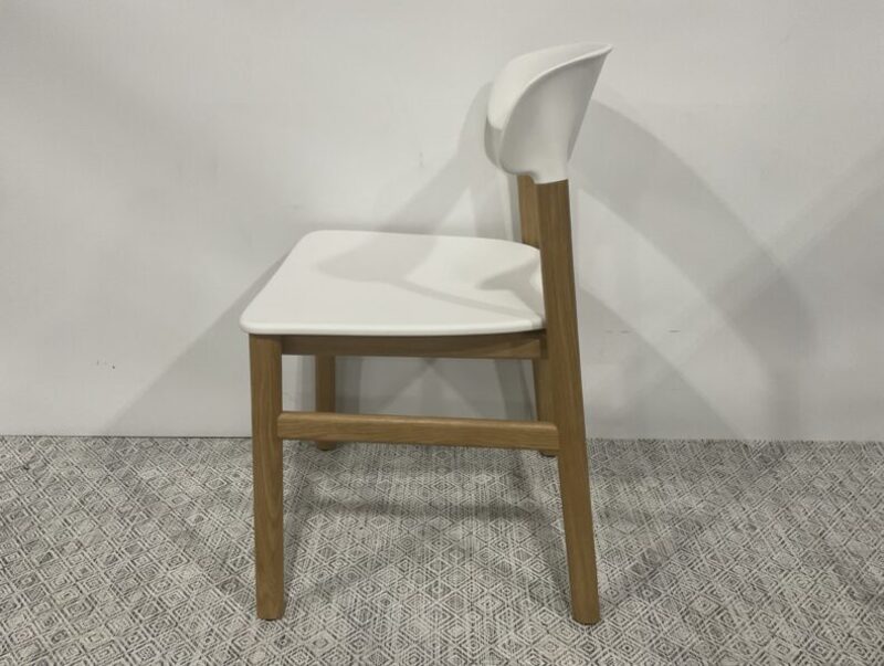 Herit Side Chair - Thumbnail 4