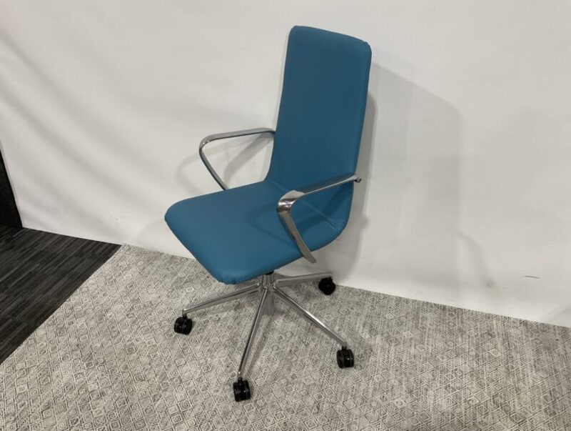 Mabel Executive Chair - Thumbnail 5