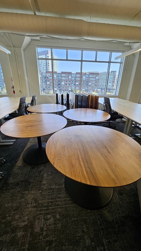 Round Dining Table
48"Dia x 29"H - Thumbnail 2