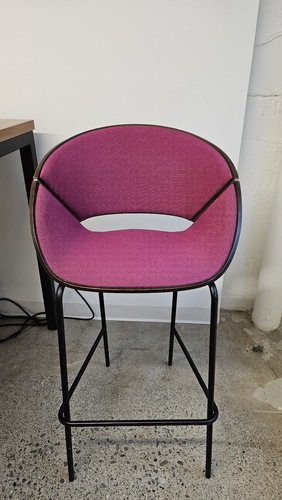 Lipse Counter Bar Stools - Thumbnail 2