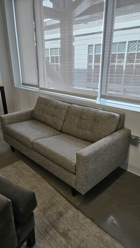 Love Seat - Thumbnail 2