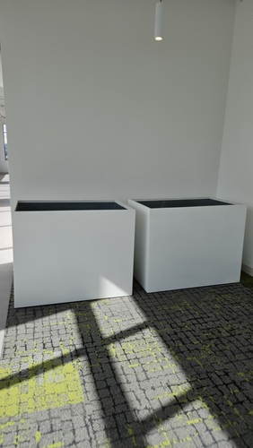 Small Planter - Thumbnail 2