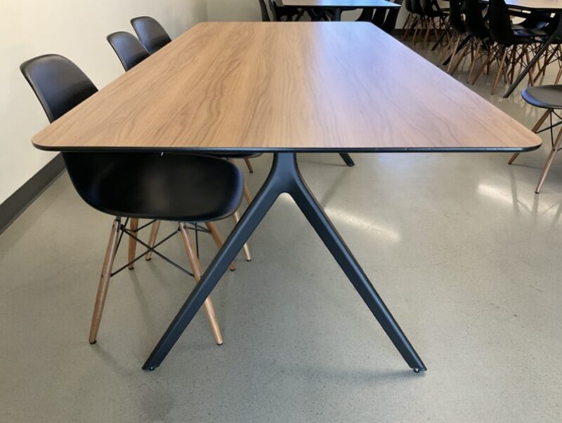 78" Axyl Table - Thumbnail 3
