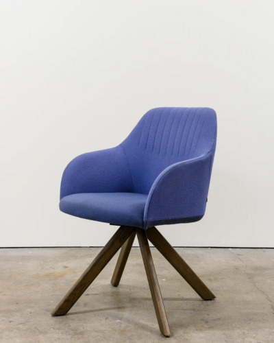 Ease Chair - Thumbnail 2