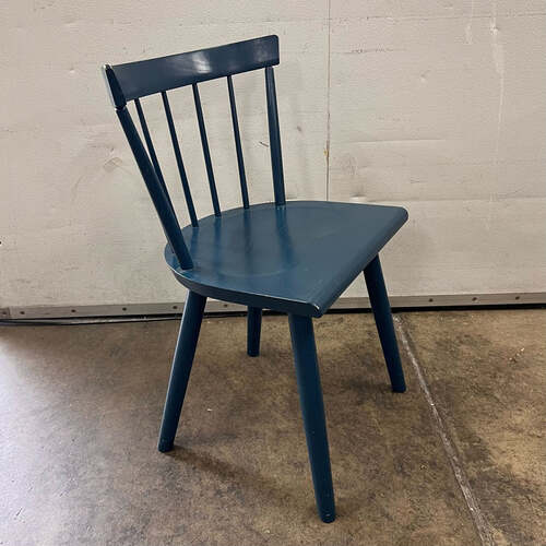 Colt Chair - Thumbnail 2