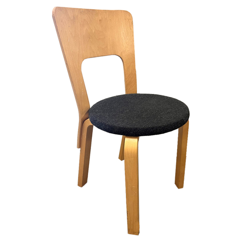 66 Chair - Image 1
